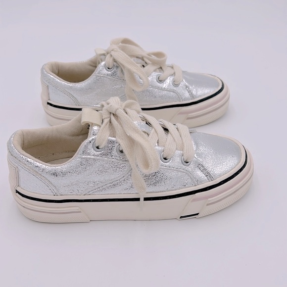 COPY - Zara Girls Metallic Silver Sneakers Size Eu 29/ US 10.5 - Picture 3 of 6